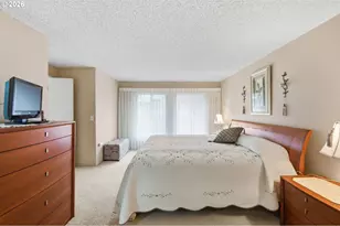 5517 NW Burning Tree Ct, Portland, OR 97229 - Photo 11