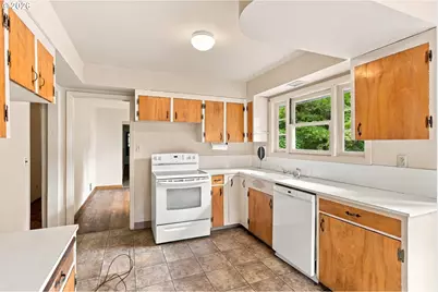 7225 SW 83rd Ave, Portland, OR 97223 - Photo 17