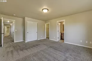 131 NW Connell Ave, Hillsboro, OR 97124 - Photo 23