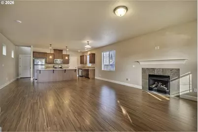 131 NW Connell Ave, Hillsboro, OR 97124 - Photo 9