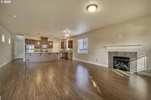 131 NW Connell Ave, Hillsboro, OR 97124 - Photo 9