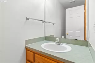 2034 SW Fellows St, McMinnville, OR 97128 - Photo 15