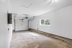 2034 SW Fellows St, McMinnville, OR 97128 - Photo 13