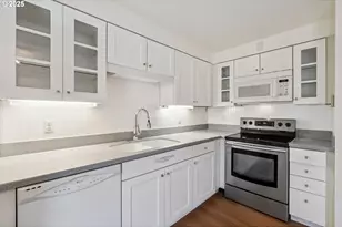 1108 9th St, Hood River, OR 97031 - Photo 11