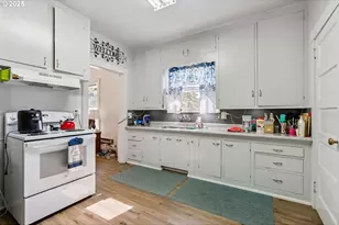 1108 9th St, Hood River, OR 97031 - Photo 23