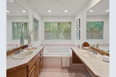 3600 Spring Ln, Lake Oswego, OR 97035 - Photo 21