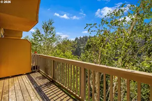851 SW Broadway Dr, Portland, OR 97201 - Photo 31