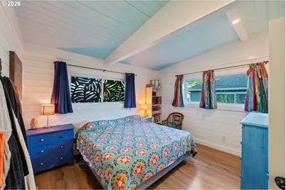 2730 33rd St, Coos Bay, OR 97420 - Photo 13