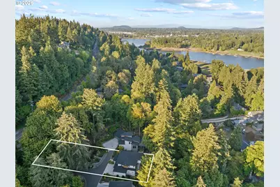 13344 Briarwood Ln, Lake Oswego, OR 97034 - Photo 3
