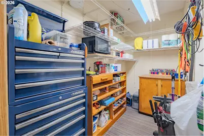 15710 NE 9th Cir, Vancouver, WA 98684 - Photo 17