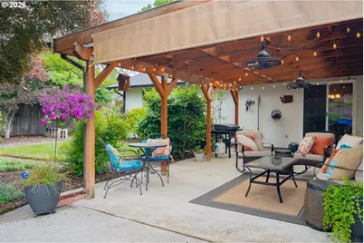 15710 NE 9th Cir, Vancouver, WA 98684 - Photo 19