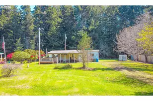 1752 SE Hall Ct, Waldport, OR 97394 - Photo 43