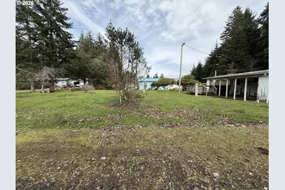 1752 SE Hall Ct, Waldport, OR 97394 - Photo 39
