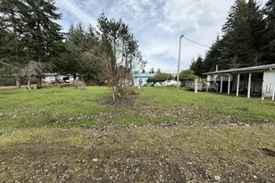 1752 SE Hall Ct, Waldport, OR 97394 - Photo 39