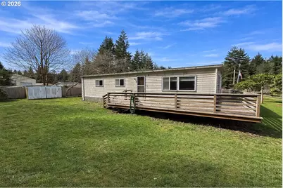 1752 SE Hall Ct, Waldport, OR 97394 - Photo 5