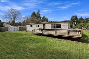 1752 SE Hall Ct, Waldport, OR 97394 - Photo 5