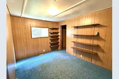 1752 SE Hall Ct, Waldport, OR 97394 - Photo 27