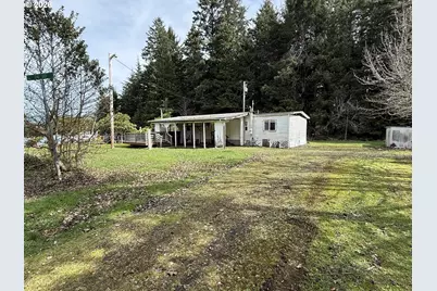 1752 SE Hall Ct, Waldport, OR 97394 - Photo 35