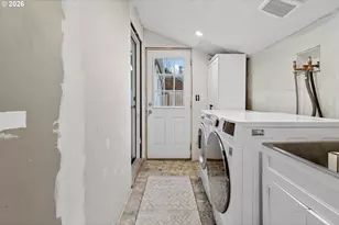 911 NW Fargo St, Camas, WA 98607 - Photo 27