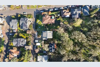 837 SE Watson St, Roseburg, OR 97470 - Photo 31