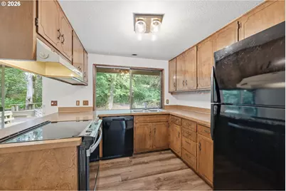 2879 Timberline Dr, Eugene, OR 97405 - Photo 11