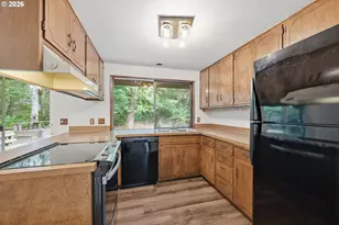 2879 Timberline Dr, Eugene, OR 97405 - Photo 11