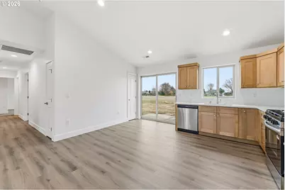 145 SW Eagle Dr, Boardman, OR 97818 - Photo 11