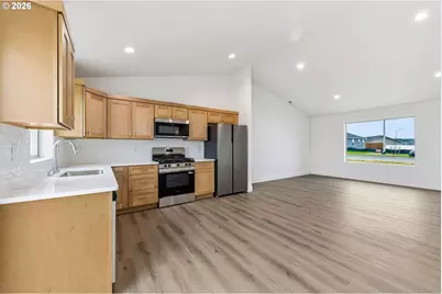 145 SW Eagle Dr, Boardman, OR 97818 - Photo 7