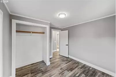 1390 Pennsylvania Ave, Coos Bay, OR 97420 - Photo 15