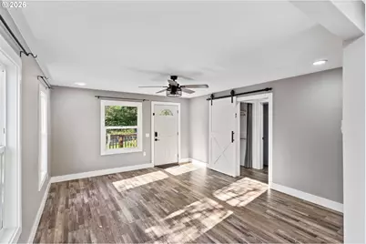 1390 Pennsylvania Ave, Coos Bay, OR 97420 - Photo 11