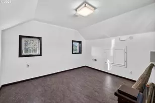 7512 N Berkeley Ave, Portland, OR 97203 - Photo 11