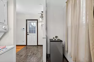 7512 N Berkeley Ave, Portland, OR 97203 - Photo 17