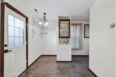 7512 N Berkeley Ave, Portland, OR 97203 - Photo 13