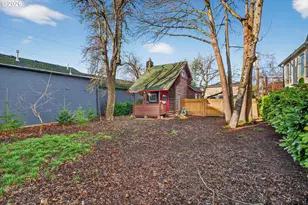 7512 N Berkeley Ave, Portland, OR 97203 - Photo 21