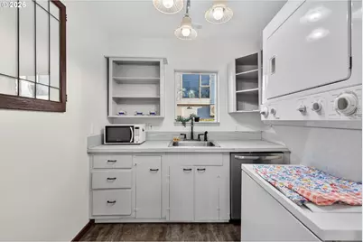 7512 N Berkeley Ave, Portland, OR 97203 - Photo 15