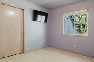6504 NE Chestnut St, Hillsboro, OR 97124 - Photo 21