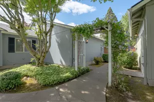 6504 NE Chestnut St, Hillsboro, OR 97124 - Photo 27