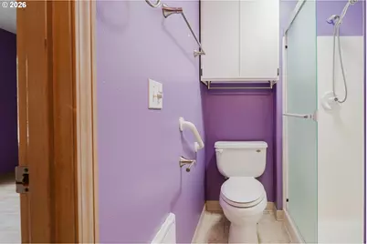 6504 NE Chestnut St, Hillsboro, OR 97124 - Photo 13