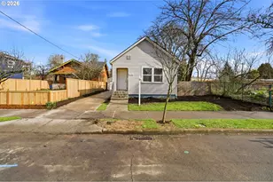 2542 SE 18th Ave, Portland, OR 97202 - Photo 3