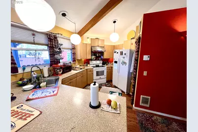 1625 Kristi Loop, Lakeside, OR 97449 - Photo 13