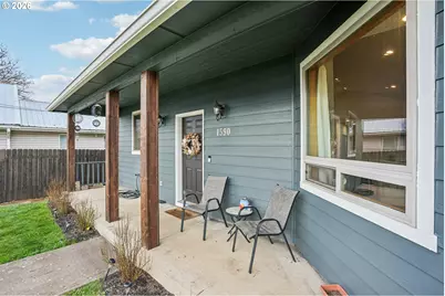 1590 SW Hill St, Dallas, OR 97338 - Photo 3