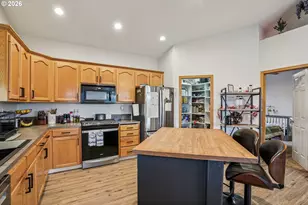 1590 SW Hill St, Dallas, OR 97338 - Photo 11