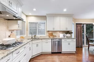 6295 SW Tillamook Pl, Beaverton, OR 97007 - Photo 13