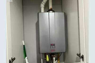 711 1st St, Brookings, OR 97415 - Photo 13