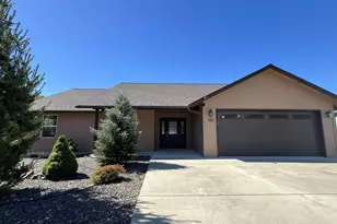 155 SE Callaham Ct, Myrtle Creek, OR 97457 - Photo 1