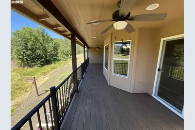 155 SE Callaham Ct, Myrtle Creek, OR 97457 - Photo 33