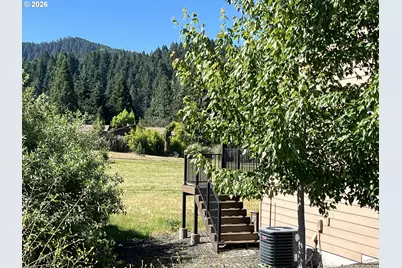 155 SE Callaham Ct, Myrtle Creek, OR 97457 - Photo 41