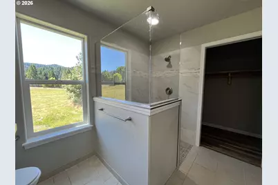 155 SE Callaham Ct, Myrtle Creek, OR 97457 - Photo 29