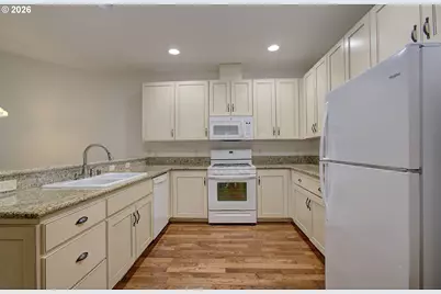 5800 NE 48th St, Vancouver, WA 98661 - Photo 11
