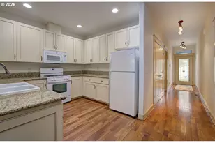5800 NE 48th St, Vancouver, WA 98661 - Photo 11